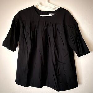Uniqlo U size S Black Short-sleeve Blouse